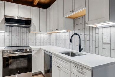 4200 Lodge Pole Cir unit 306, Silverthorne, CO 80498 - photo 4