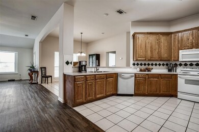 1804 Buena Vista Dr, Denton, TX 76210 - photo 7