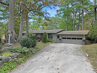 980 Queoff St, Green Bay, WI 54311 - photo 3