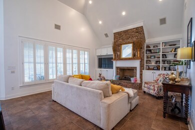 1160 E Wellsgate Dr, Oxford, MS 38655 - photo 7