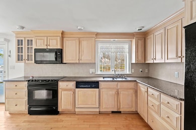 50 Laurel Cir, Bangor, ME 04401 - photo 6