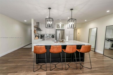 16509 Fox Den Ct, Hialeah, FL 33014 - photo 5