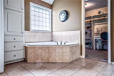 20914 W 58th St, Shawnee, KS 66218 - photo 6