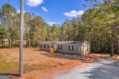 596 Pinetree Cir, Maysville, GA 30558 - photo 4