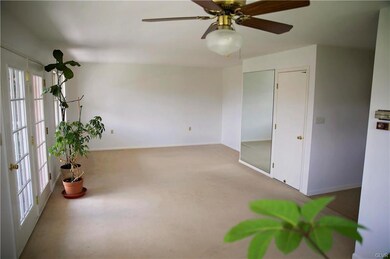 Neutral decor