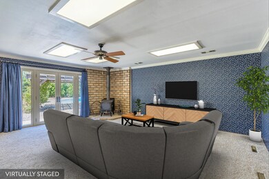 4 living staged