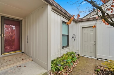 8113 Timbertree Way unit 2, West Chester, OH 45069 - photo 4