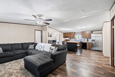 2057 Old Peach Tree Rd, Green Bay, VA 23942 - photo 3