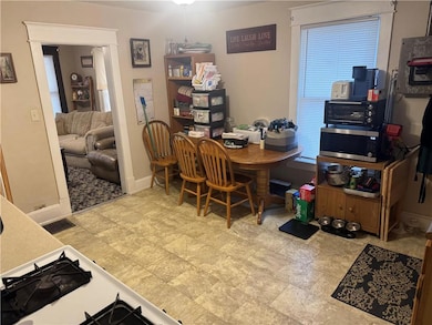 11610 Hackett St, Sugar Creek, MO 64054 - photo 7