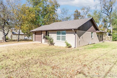 311 E Bryan Ave, Sapulpa, OK 74066 - photo 2