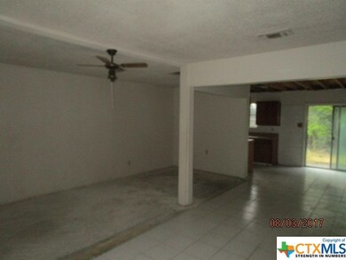 206 Sherwood Ave, Copperas Cove, TX 76522 - photo 6