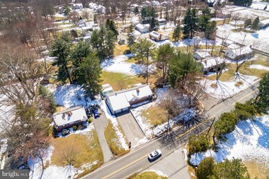 6201 Brooklyn Bridge Rd, Laurel, MD 20707 - photo 3