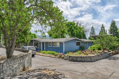 1922 Coker Butte Rd, Medford, OR 97504 - photo 2