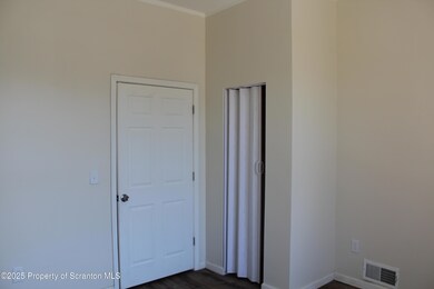 1122 1124 Luzerne unit A, Scranton, PA 18504 - photo 7