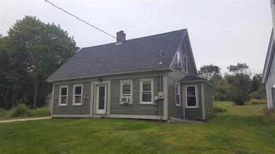 34 Watson St, Pittsfield, NH 03263 - photo 2