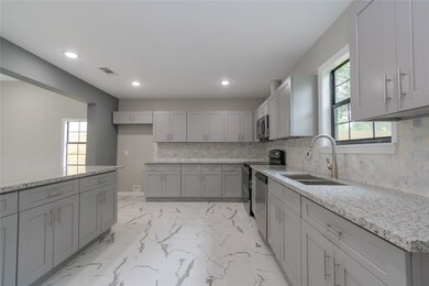 4919 Ward St, Houston, TX 77021 - photo 6