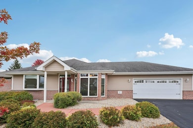 117 Pheasant Run, Johnson Creek, WI 53038 - photo 3