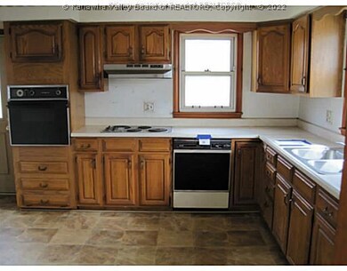 206 Holley Ct, Barboursville, WV 25504 - photo 3