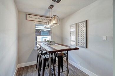 2302 Cheshire Ln, Houston, TX 77018 - photo 7