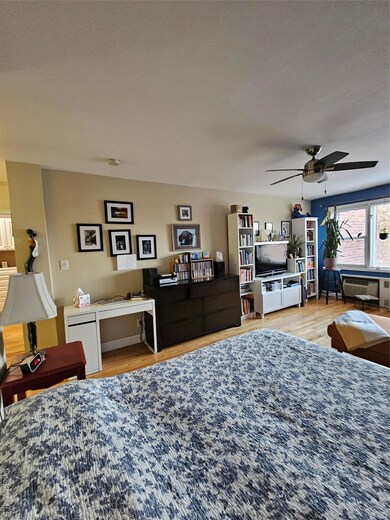 South Ocean House unit 3U, Freeport, NY 11520 - photo 2