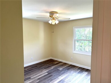 Guest bedroom