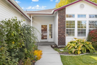 1005 W Egret Dr, Meridian, ID 83642 - photo 5