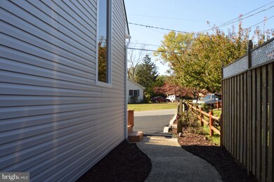 1216 Rock Hill Rd, Pasadena, MD 21122 - photo 5