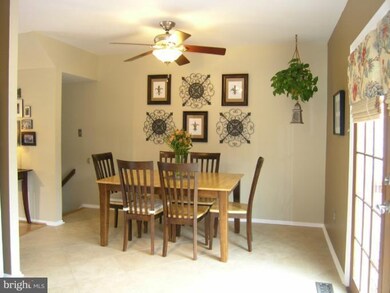 36 Roger Valley Ct, Parkville, MD 21234 - photo 7