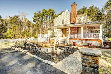 Vacation Right at Home! NEW Koi pond installed by Ashland Berry Farm - Relaxing and 17 Koi convey!