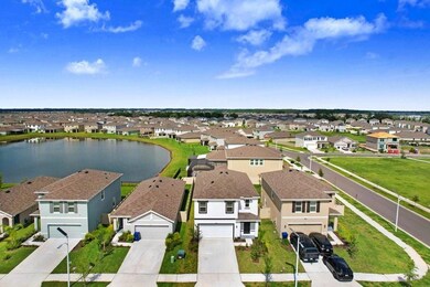 9319 Forge Breeze Loop, Wesley Chapel, FL 33545 - photo 6