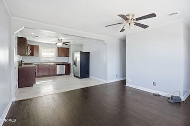 108 Cottonwood Dr, Greeneville, TN 37745 - photo 6