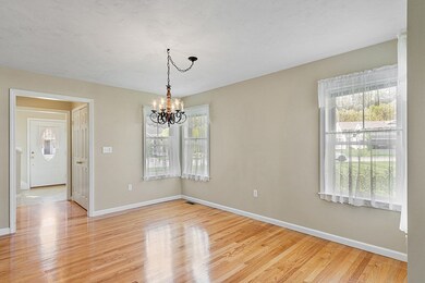 53 Virginia Dr unit 53, Rochdale, MA 01542 - photo 4