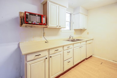 16926 Tibet Rd, Friendswood, TX 77546 - photo 6