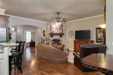 2425 SE 12th St, Moore, OK 73160 - photo 6