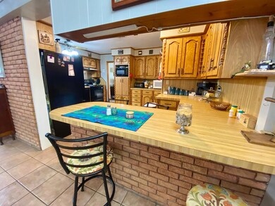 327 Myrtle St, Nacogdoches, TX 75965 - photo 6