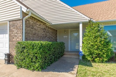 9 Vickie Dr, Oklahoma City, OK 73115 - photo 2