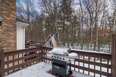 13 Castle Hills Rd unit B, Agawam, MA 01001 - photo 3
