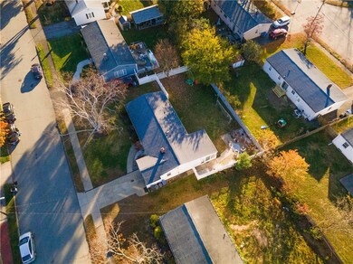 73 Ellison St, Cranston, RI 02920 - photo 3