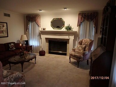 1620 Terrace Blvd, Hazleton, PA 18201 - photo 7