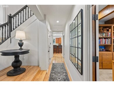 5726 Charles Cir, Lake Oswego, OR 97035 - photo 4