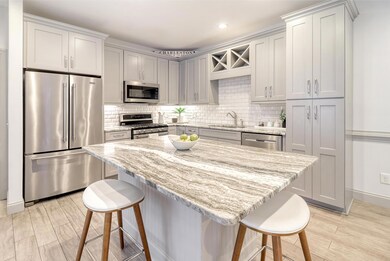 Kitchen Island Stools