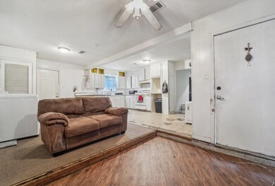 2307 Sunny Dr, Houston, TX 77093 - photo 2