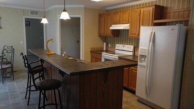 1032 living area 1
