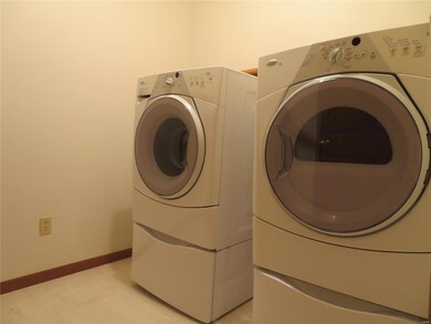 101 S Locust St, Dixon, MO 65459 - photo 3