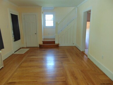 28 Irving Rd, Schenectady, NY 12302 - photo 3