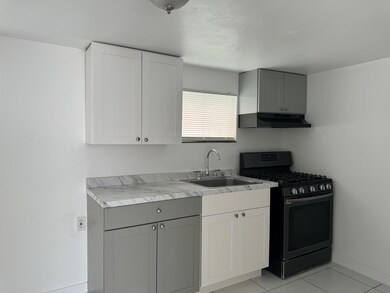 618 32nd St unit 4, West Palm Beach, FL 33407 - photo 2