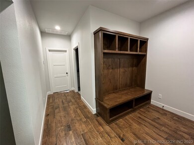 12427 N 11th East Ave, Skiatook, OK 74070 - photo 7