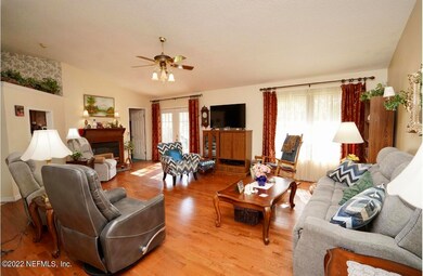 3987 Hatchling Ct, Jacksonville, FL 32210 - photo 4