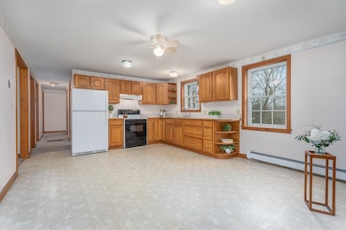 141 Raymond Rd, Deerfield, NH 03037 - photo 5