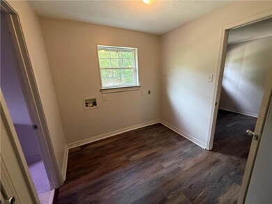 1454 Delusser St, Mobile, AL 36603 - photo 5